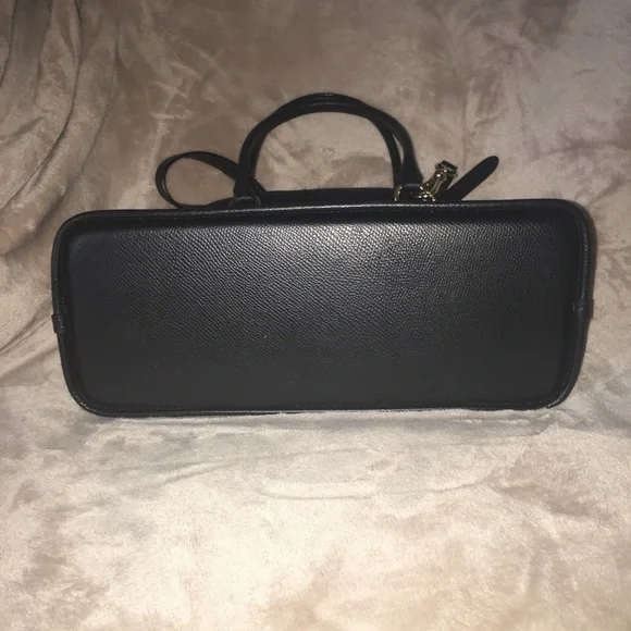 Coach Cora Dome in black pebbled leather - Picture 4 of 8